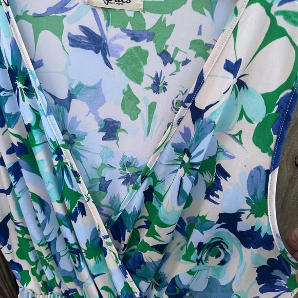 Haptics Floral blue and Green romper size 3X - Picture 3 of 8